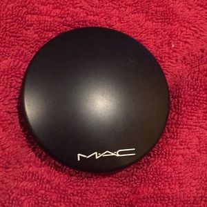 Mac mineralize skin finish